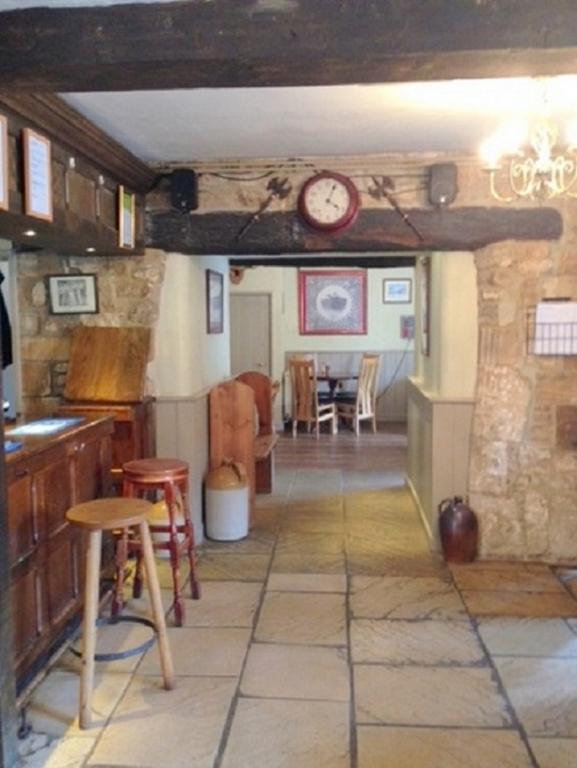 The Royal Oak Burford Panzió Kültér fotó